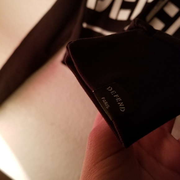 DEFEND Hang Low Crew Neck - Picture 2 of 2